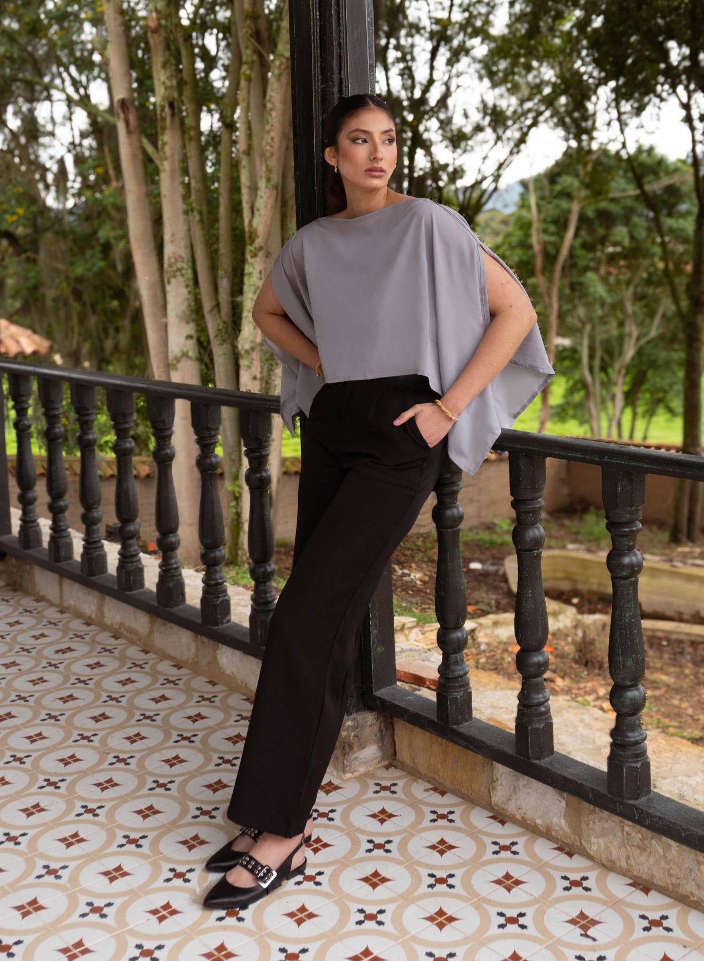 BLUSA ALBA GRIS