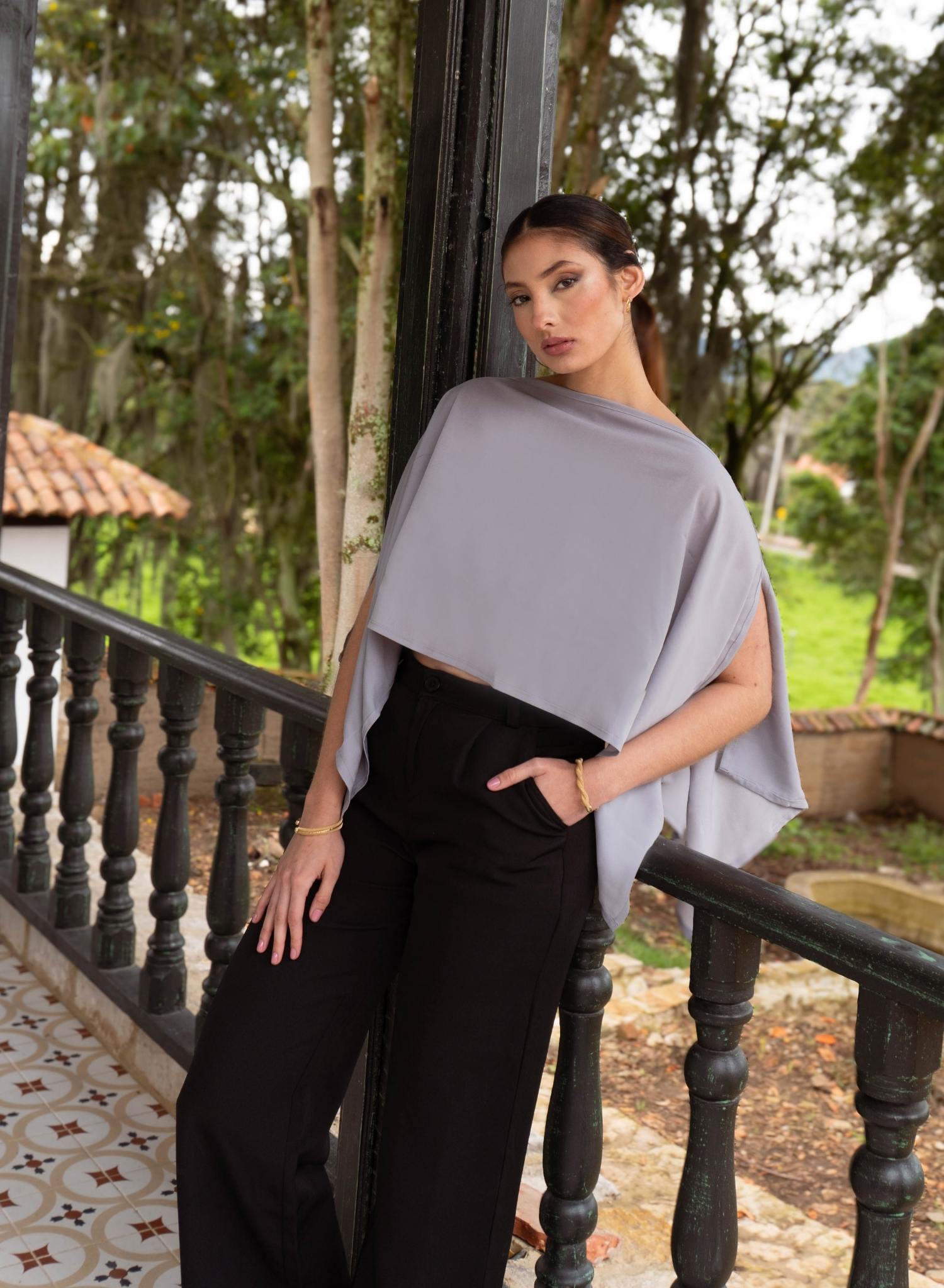 BLUSA ALBA GRIS