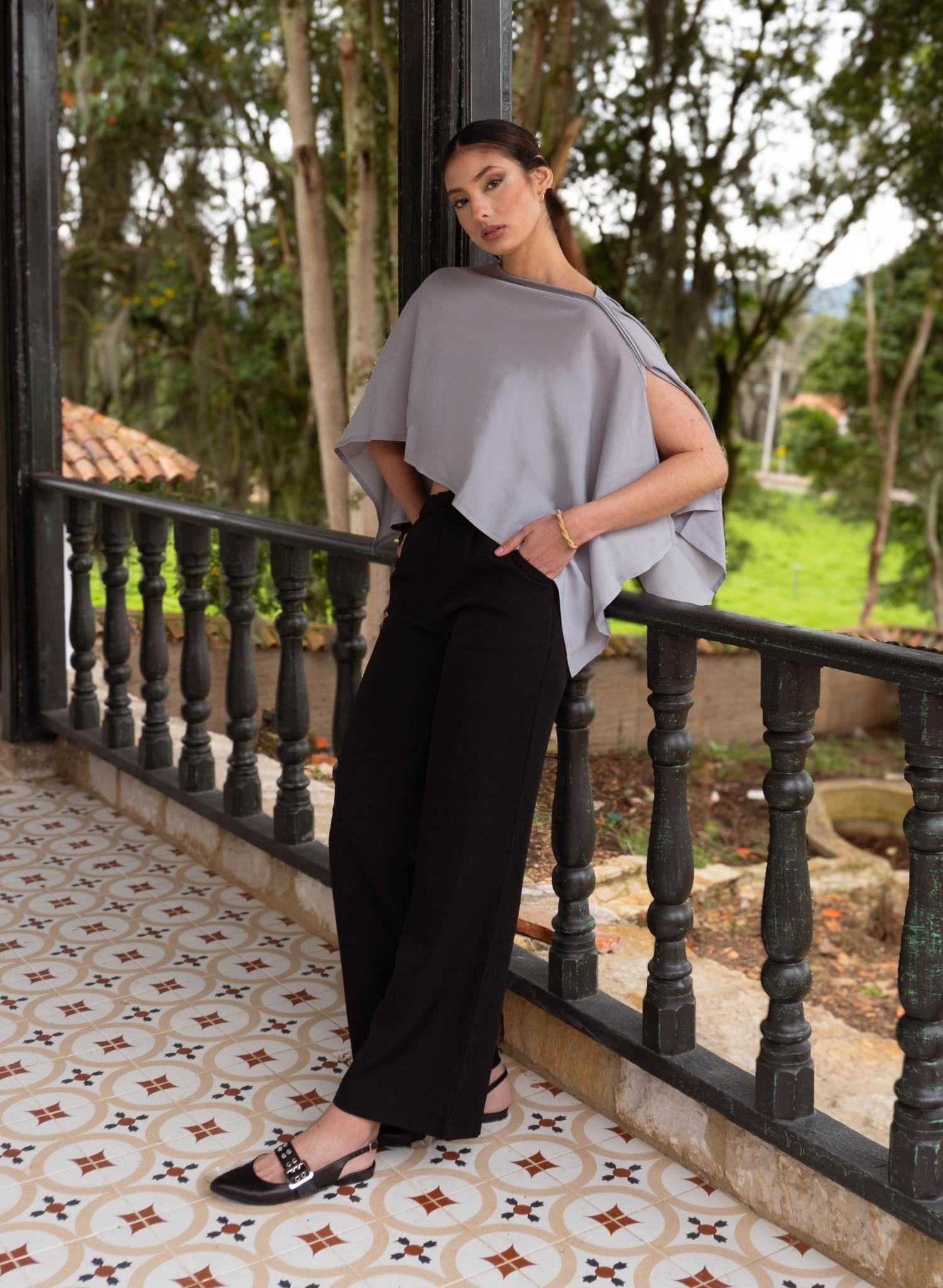 BLUSA ALBA GRIS